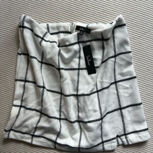 Lulu's Black and White Plaid Skirt